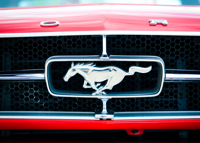 Why horses: the history of the appearance of cars with a horse on